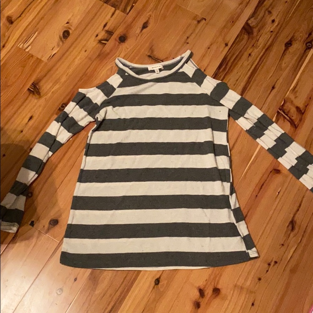 Gray and white cold shoulder long sleeve